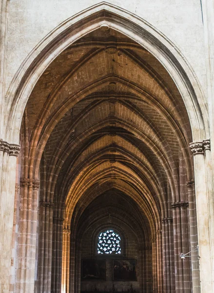 Gotiska Sainte-Marie katedral i centrala Bayonne i Frankrike — Stockfoto