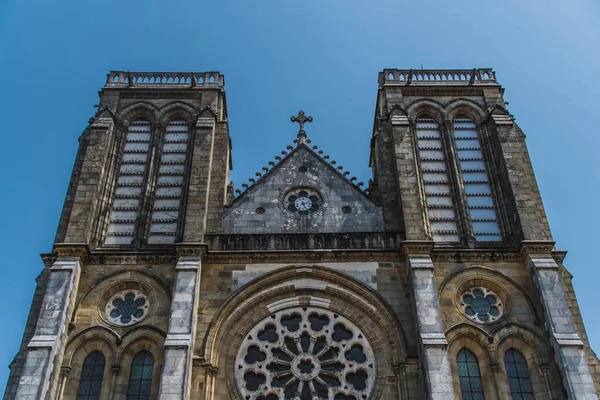 Igreja de Santo André no centro da cidade de Bayonne, na França — Fotografia de Stock