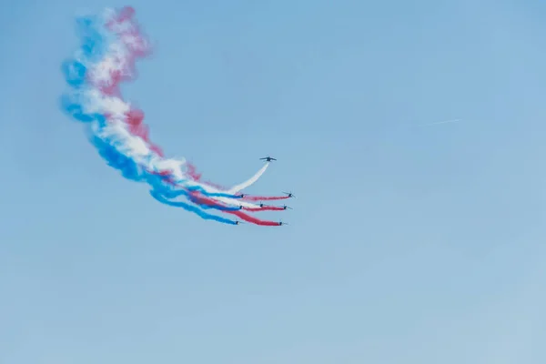 Dimostrazione dei 9 alphajets della pattuglia francese — Foto Stock