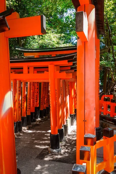 Fushimi Inari Taisha Torii Shrine Kyoto Japón — Foto de Stock