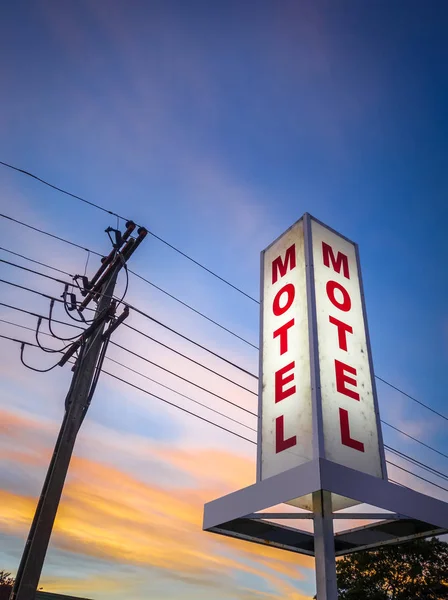 Vintage Motel Návěstidlo Při Západu Slunce Nový Zéland — Stock fotografie