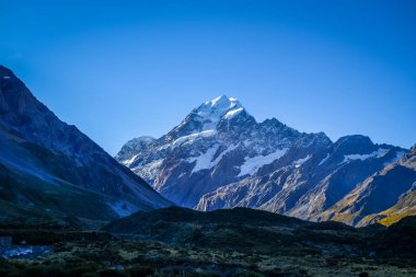 Aoraki Mount Cook ve buzul manzara, Yeni Zelanda