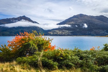 Lake Wakatipu ve dağlar, Queenstown, Yeni Zelanda
