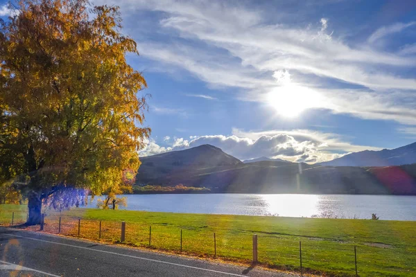 Strada Vicino Lago Wakatipu Montagne Queenstown Nuova Zelanda — Foto Stock