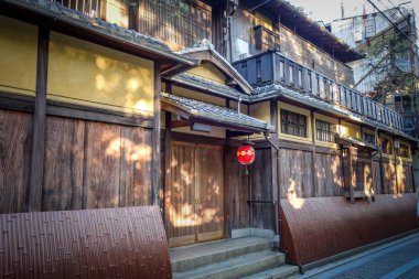 Geleneksel Japon evler Gion bölgesinde, Kyoto, Japonya