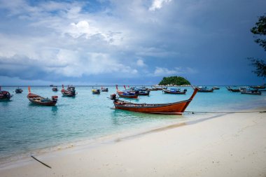 Sunrise beach paradise Koh Lipe, Tayland