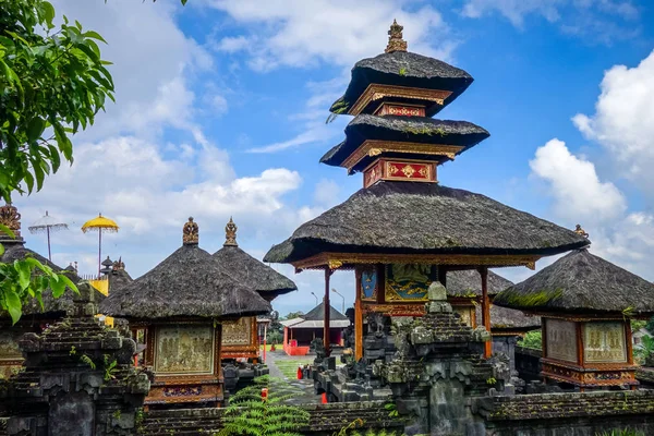 Temple Pura Besakih sur le mont Agung, Bali, Indonésie — Photo