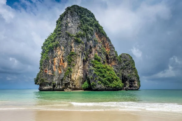 Pláž Phra nang v krabi, Thajsko — Stock fotografie