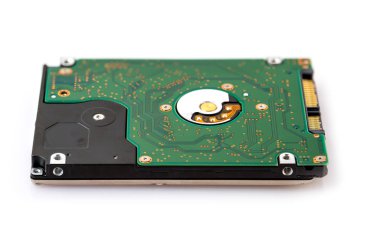 sabit disk sürücüsü üzerinde beyaz izole