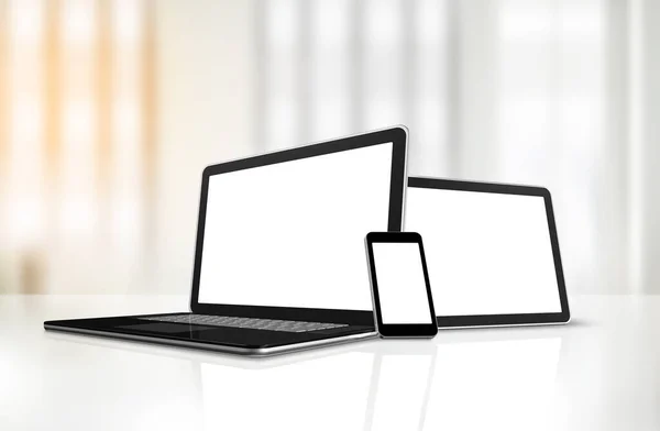 Laptop Mobiltelefon Und Digitaler Tablet Auf Büroschreibtisch Hintergrund — Stockfoto