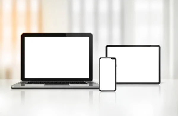 Laptop Telefone Celular Tablet Digital Mesa Escritório Fundo Interior — Fotografia de Stock