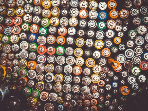 Old Used Batteries Group Top View Background Texture Wallpaper — Stock Photo, Image