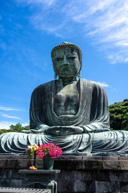 Büyük Buda Daibutsu, Japonya 'nın Kotoku-in tapınağında bulunan bir bronz heykel.