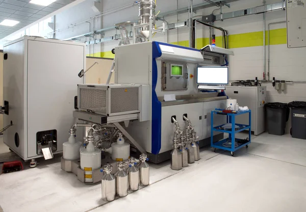 3D printerlere harcama maddeler - doğrudan metal lazer sinterleme (Dmls) toz metal bir yatağa ateş lazer kullanan bir katkı imalat tekniğidir metal.