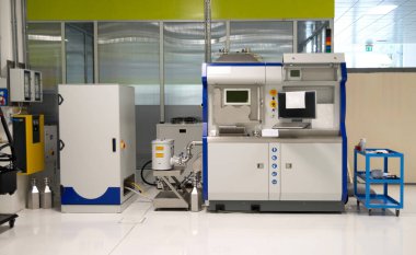 3D printerlere harcama maddeler - doğrudan metal lazer sinterleme (Dmls) toz metal bir yatağa ateş lazer kullanan bir katkı imalat tekniğidir metal.