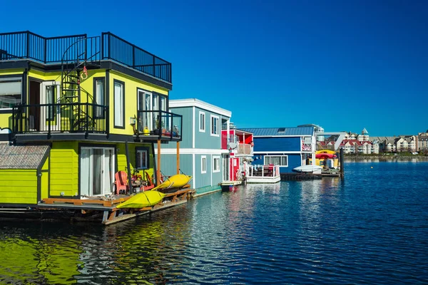 Floating Home Village Colorido Houseboats Water Taxi Fisherman Wharf Reflection — Fotografia de Stock