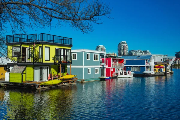 Floating Home Villaggio Colorato Houseboats Water Taxi Fisherman Wharf Reflection — Foto Stock