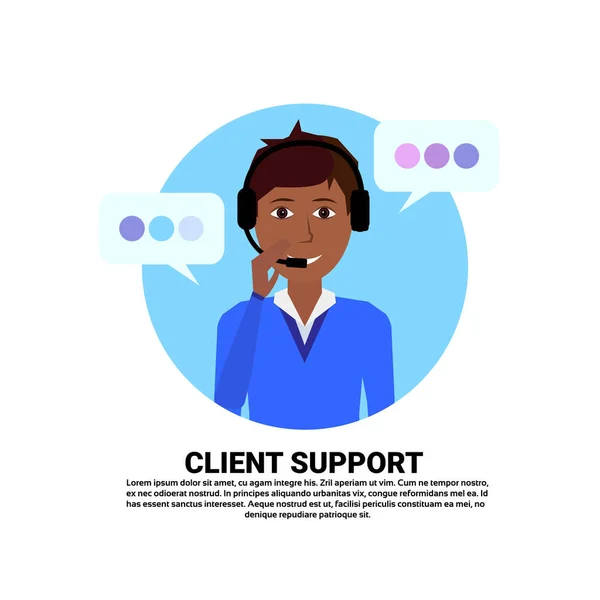 Call center cuffie agente donna africana supporto clienti operatore online, icona del servizio clienti e tecnici, concetto di chat, copia spazio design piatto — Vettoriale Stock