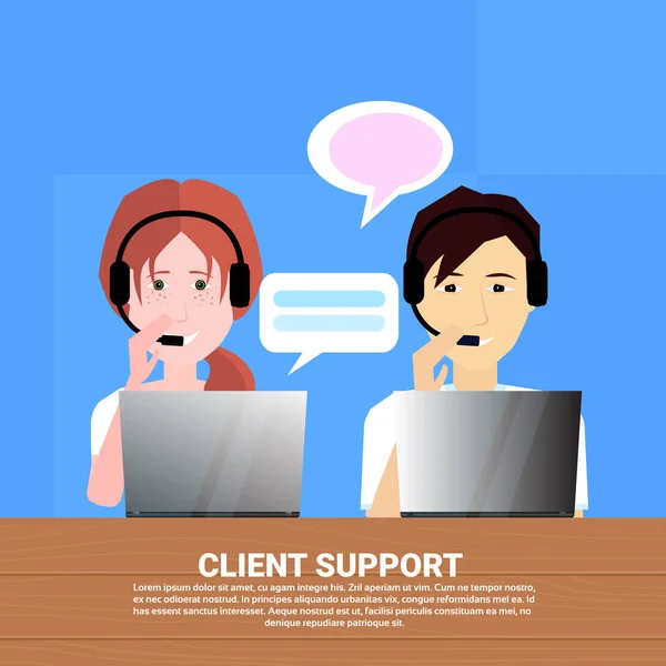 Çeşitli çağrı merkezi kulaklık Aracı istemci desteği online işleç, müşteri ve teknik servisi simgesini, sohbet kavramı, kopya alanı düz tasarım — Stok Vektör