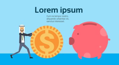 Arapça işadamı çalışırken dolar sikke domuz kutusunda, başarılı Arap iş adamı finansal başarı ekip çalışması kavramı kopya alanı düz afiş büyüyen servet birikimi
