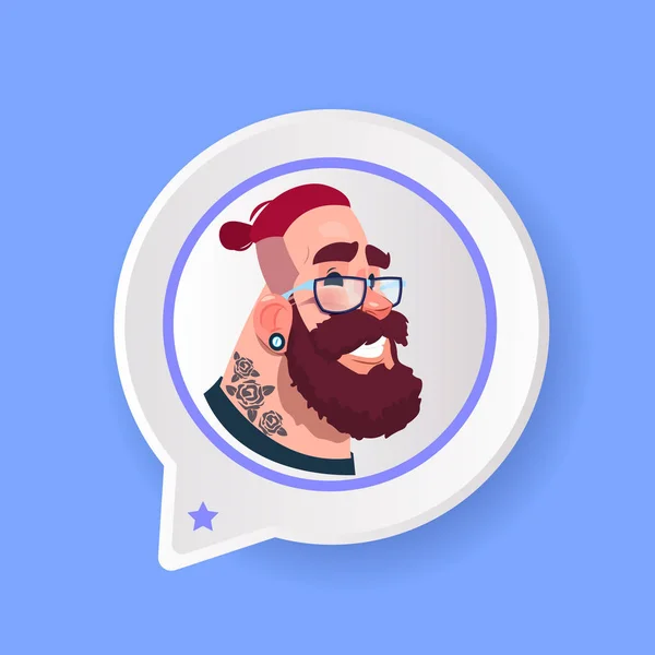 Perfil sério barba tatoo rosto bate-papo apoio bolha masculino emoção avatar, homem desenho animado ícone retrato plano —  Vetores de Stock