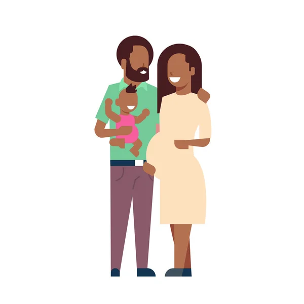 Africaine enceinte mère père tenir bébé fils pleine longueur avatar sur fond blanc, concept de famille réussie, dessin animé plat — Image vectorielle