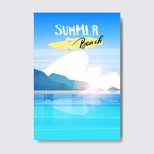 Sommar strand landskap badge designmärke. Season Holidays bokstäver till logotypen, mallar, inbjudan, greeting card, prints och posters. — Stock vektor