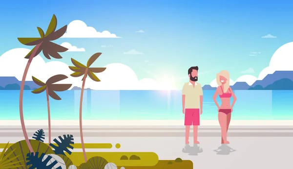 Paar Mann Frau Sonnenaufgang tropische Palmen Strand Sommerurlaub lächelnd Wandern Meer Meer Meer flach horizontal — Stockvektor
