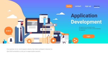 Arapça insanlar çalışan sohbet kabarcıklar mobil uygulama geliştirme kavramı Arap adam tırmanma merdiveni messenger arayüzü düz yatay kopya alanı