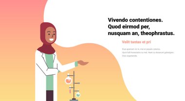Laboratuvar araştırma tüp damlalık Arap kadın araştırmacı yapmaya çalışan kadın Arap bilim adamları kimyasal deneyler tam kopyaya alanı portre yatay çalışma