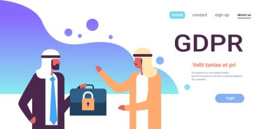 Arap işadamları büyük asma kilit güvenlik Gdpr genel veri koruma yönetmeliği kavramı düz yatay kopya alanı vektör tutun