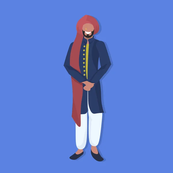 Indischer Mann steht in traditioneller nationaler Kleidung männliche Cartoon-Figur in voller Länge flach — Stockvektor
