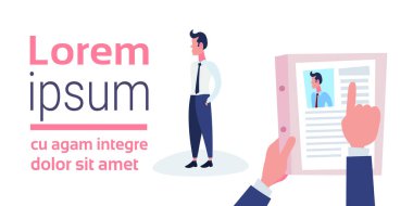 İK elini tut cv özgeçmiş işadamı aday pozisyon için seçin iş pozisyon işe alım kavramı iş adam çizgi film karakteri kopya alanı izole yatay düz