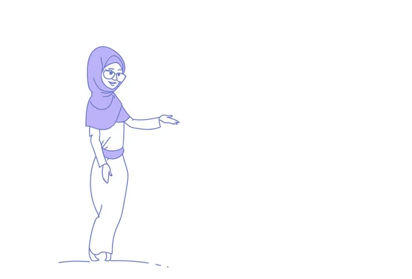 アラブの女性が何かアラビアの女性キャラクターの水平なスケッチ落書きを指している伝統的な服を着て — ストックベクタ