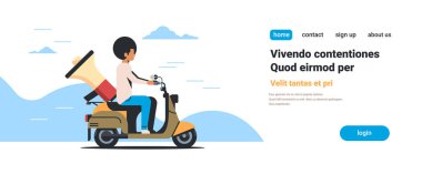 megafon bilgi duyuru konsepti ile sürme adam spiker tam kopyaya alan yatay izole