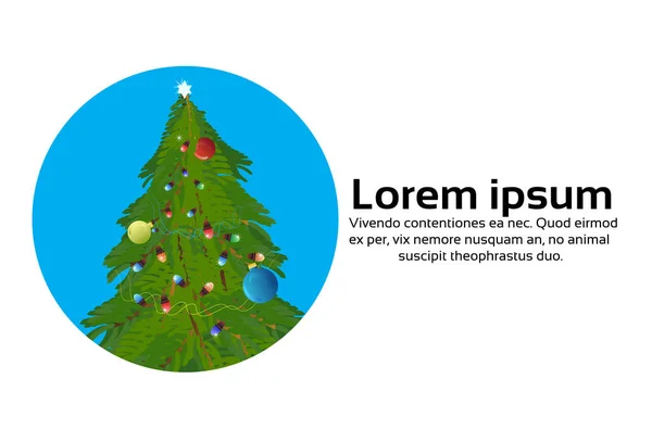 Jedle zdobené barevné koule šťastný nový rok Veselé Vánoce koncept plochý kopie prostoru horizontální — Stockový vektor