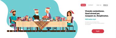 Çoklu nesil aile tablo geleneksel yemeği kavramı yatay tam kopyaya alanı oturan yeni yıl neşeli Noel tatil insanlar kutlama