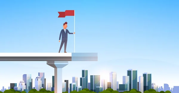 Biznesmen gospodarstwa czerwona flaga stojący krawędzi mostu niedokończone udanego biznesu człowiek osiągnięcia koncepcja na nowoczesne miasto drapacz gród płaskiej, poziomej — Wektor stockowy