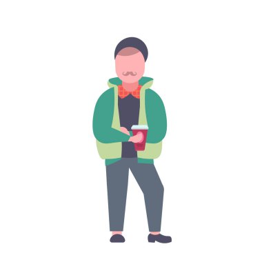 casual adam içme kahve adam ayakta poz erkek çizgi film karakteri tam uzunlukta düz izole