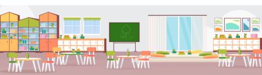 okul öncesi modern anaokulu çocuk sınıf kara tahta masa sandalye ve Bahçesi dekorasyon mobilya ile boş yok insanlar çocuk oda iç düz yatay banner