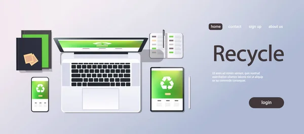 Ordinateur mobile recycler application recyclage concept angle supérieur bureau ordinateur portable smartphone tablette écran organisateur bureau trucs espace de copie horizontal — Image vectorielle