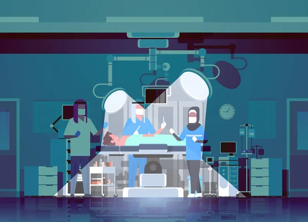 Tim ahli bedah arab mengelilingi pasien yang terbaring di meja operasi dengan sinar lampu selama operasi tenaga medis arab dengan peralatan di ruang operasi interior rumah sakit horisontal - Stok Vektor