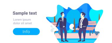 iki güvenlik görevlisi Tekdüzen birlikte gece kentsel park cityscape arka plan tam uzunlukta kopya alanı yatay duran erkek meslektaşları sigara sigara