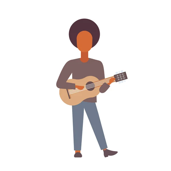 재생 음향 클래식 기타 아프리카계 미국인 hipster 기타리스트 음악이 수 개념 남성 만화 캐릭터 전체 길이 플랫 고립 된 남자 — 스톡 벡터