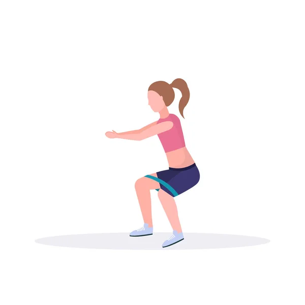 Sportovní žena dělá cvičení s holkou kapely odpor školení v tělocvičně protahovací cvičení zdravého životního stylu koncept ploché bílé pozadí — Stockový vektor