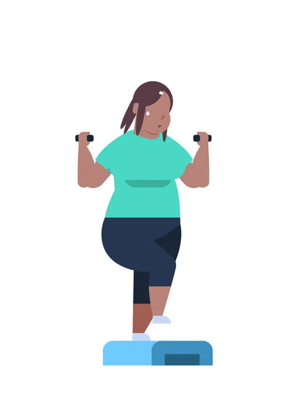 Fat overweight woman holding dumbbells doing squats on step platform obese girl training in gym workout weight loss concept flat white background vertical — Stock Vector