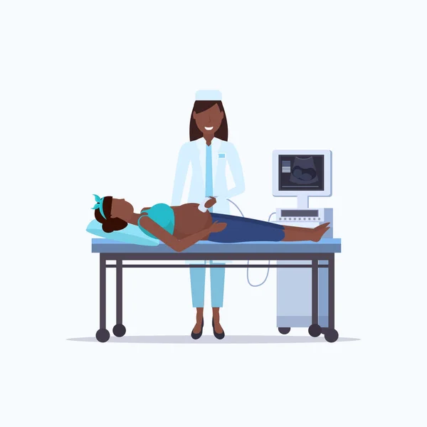 Afrikanische amerikanische schwangere Frau Arztbesuch macht Ultraschall Fötus Screening auf digitalem Monitor Gynäkologie Beratung Gesundheitswesen Konzept moderne Krankenhausausstattung flache volle Länge — Stockvektor