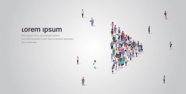 oyun düğmesi nde kalabalık toplama sosyal medya topluluk dijital oyuncu kavramı farklı meslek çalışanları grup birlikte tam uzunlukta yatay kopya alanı ayakta