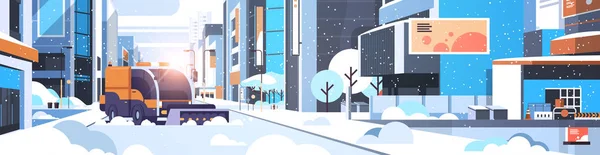 Sněžný pluh nákladní automobil městské centrum ulice s mrakodrapy obchodní budovy zimní sníh odstranění koncepce sluneční záře na pozadí plochý vodorovný — Stockový vektor