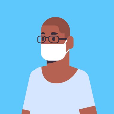 yüz maskesi giyen adam çevresel endüstriyel sis tozu toksik hava kirliliği ve virüs koruma kavramı afrikalı amerikan erkek çizgi film karakter portre düz